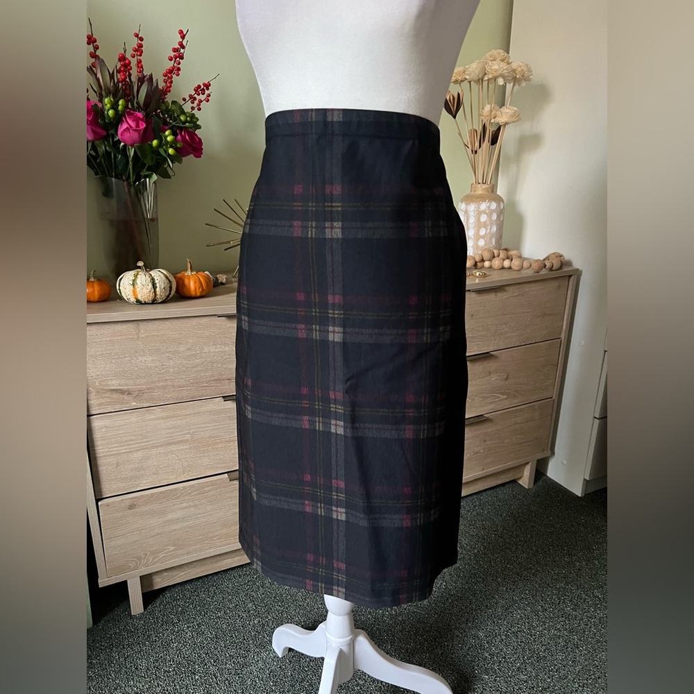 MAX STUDIO Dark Plaid Stretch Midi Knee-Length Pencil Modest High-Waist Skirt M - Picture 13 of 16